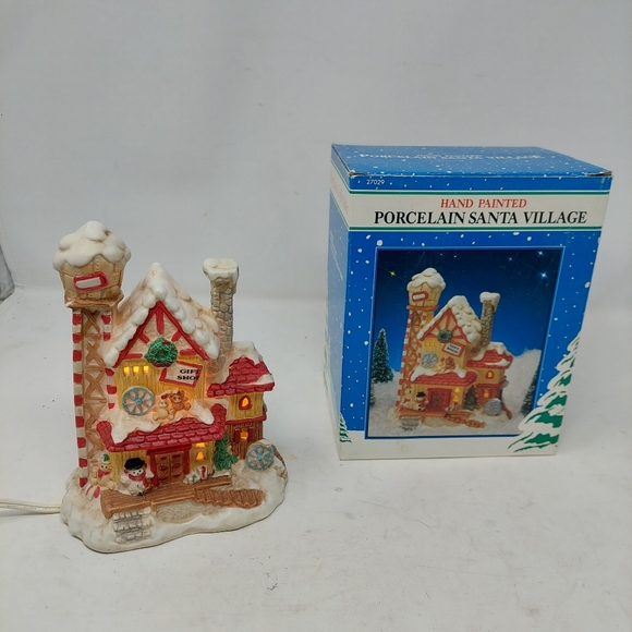 Vintage 1992 Fabri Center Christmas Village Gift Shop Hand Painted Porcelain - Picture 1 of 13